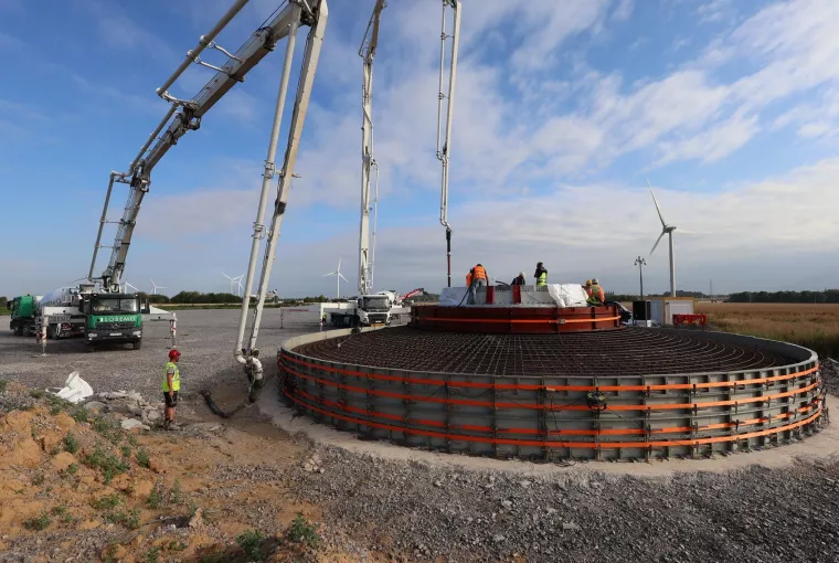 béton prêt à l'emploi socle éolienne temploux