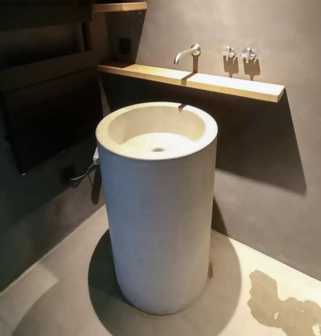 beton_prefabrique_evier_salle_de_bain_recadre.jpg